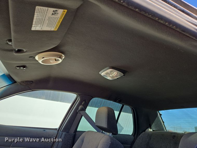 image for item EJ3040 2009 Ford Crown Victoria Police Interceptor 