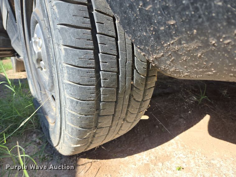 image for item EJ3040 2009 Ford Crown Victoria Police Interceptor 