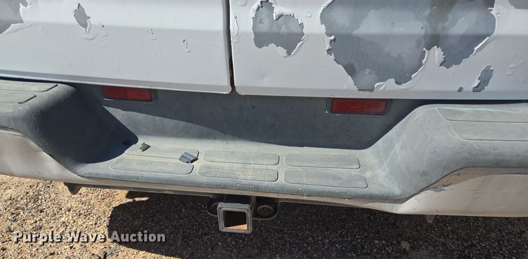 image for item EJ3041 2001 Chevrolet  Express 3500 van