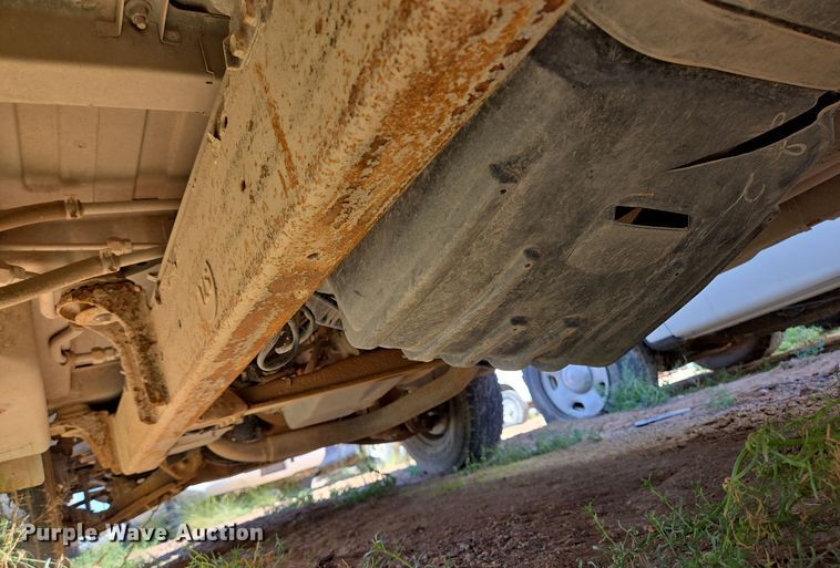 image for item EJ3041 2001 Chevrolet  Express 3500 van