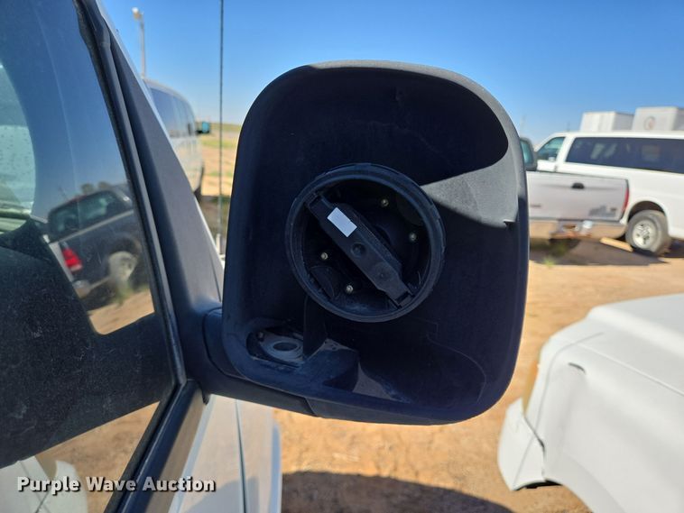 image for item EJ3041 2001 Chevrolet  Express 3500 van