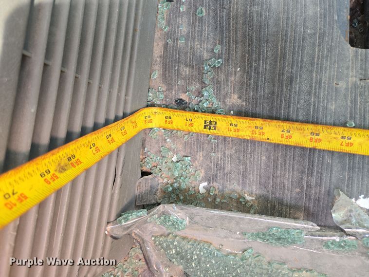 image for item EJ3041 2001 Chevrolet  Express 3500 van