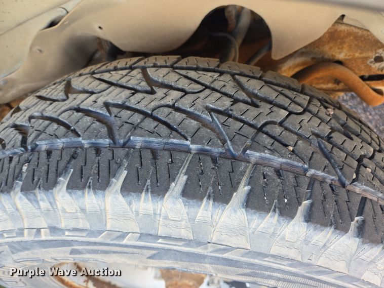 image for item EJ3041 2001 Chevrolet  Express 3500 van