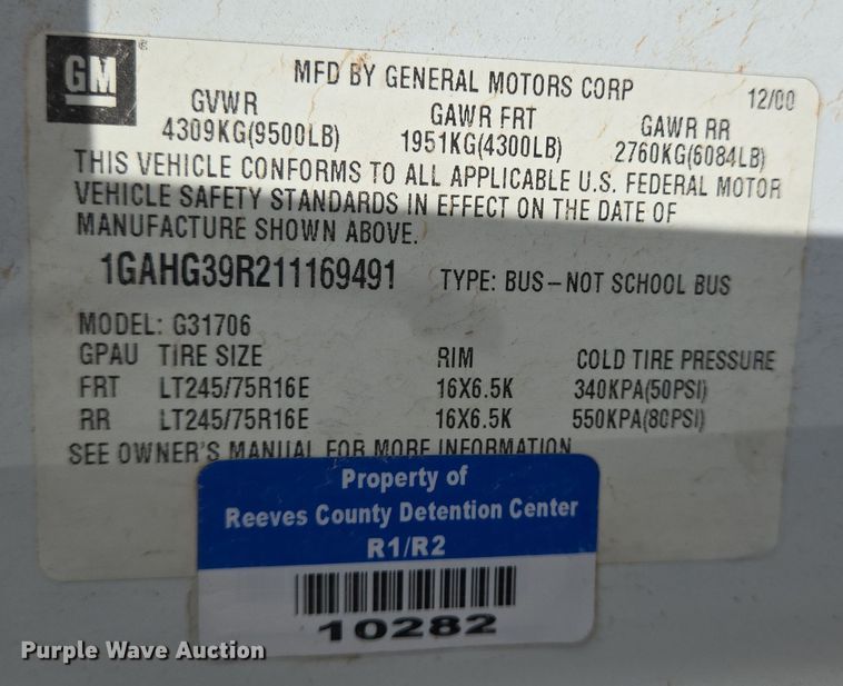 image for item EJ3041 2001 Chevrolet  Express 3500 van