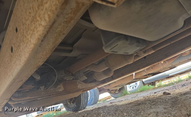 image for item EJ3043 2005 Chevrolet  Express 3500 van