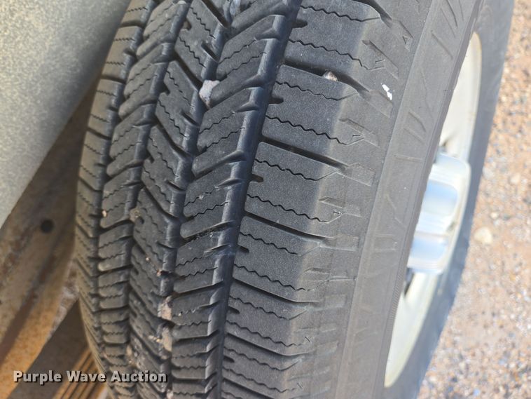 image for item EJ3043 2005 Chevrolet  Express 3500 van