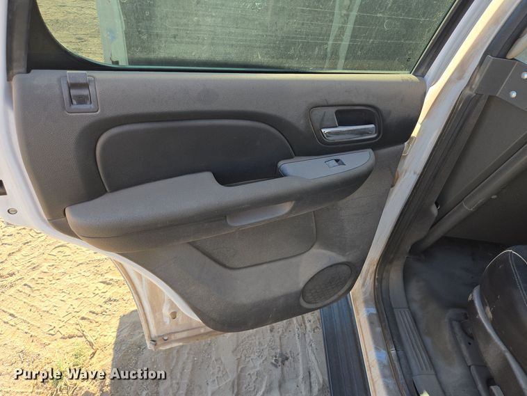 image for item EJ3047 2013 Chevrolet Tahoe Police SUV