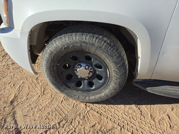 image for item EJ3047 2013 Chevrolet Tahoe Police SUV