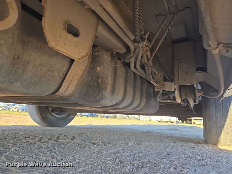 image for item EJ3049 2002 Chevrolet  Venture van