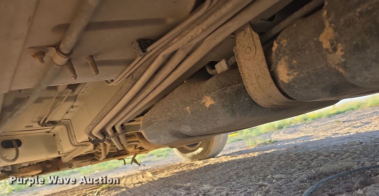 image for item EJ3049 2002 Chevrolet  Venture van