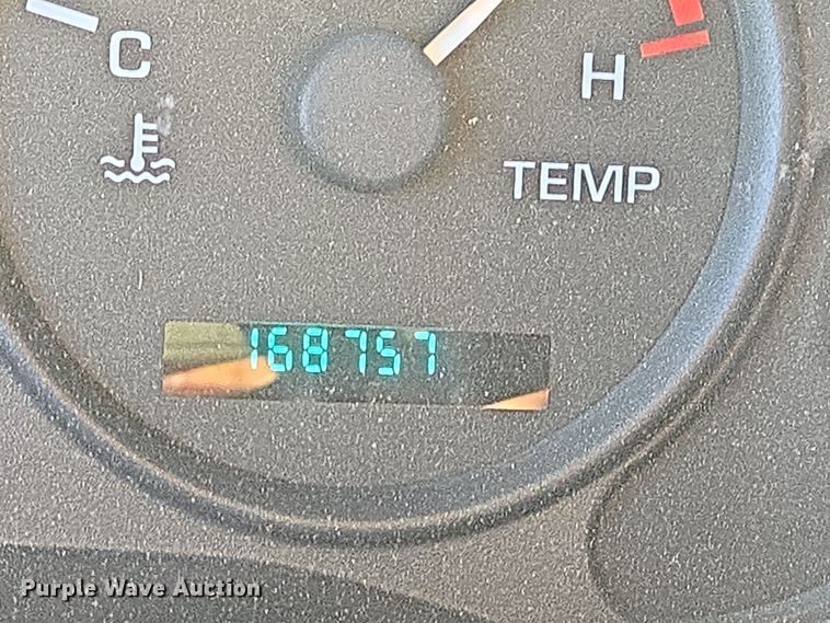 image for item EJ3049 2002 Chevrolet  Venture van