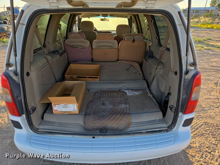 image for item EJ3049 2002 Chevrolet  Venture van