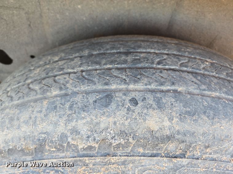 image for item EJ3049 2002 Chevrolet  Venture van