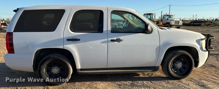 image for item EJ3050 2013 Chevrolet  Tahoe Police SUV