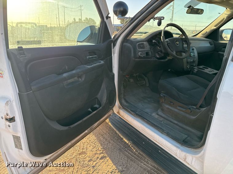 image for item EJ3050 2013 Chevrolet  Tahoe Police SUV