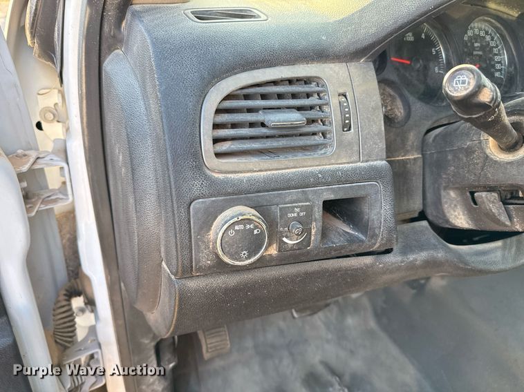 image for item EJ3050 2013 Chevrolet  Tahoe Police SUV