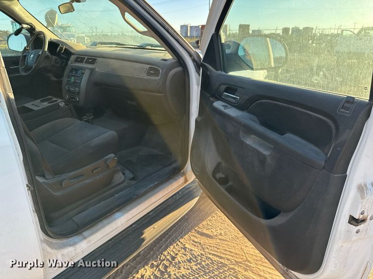 image for item EJ3050 2013 Chevrolet  Tahoe Police SUV