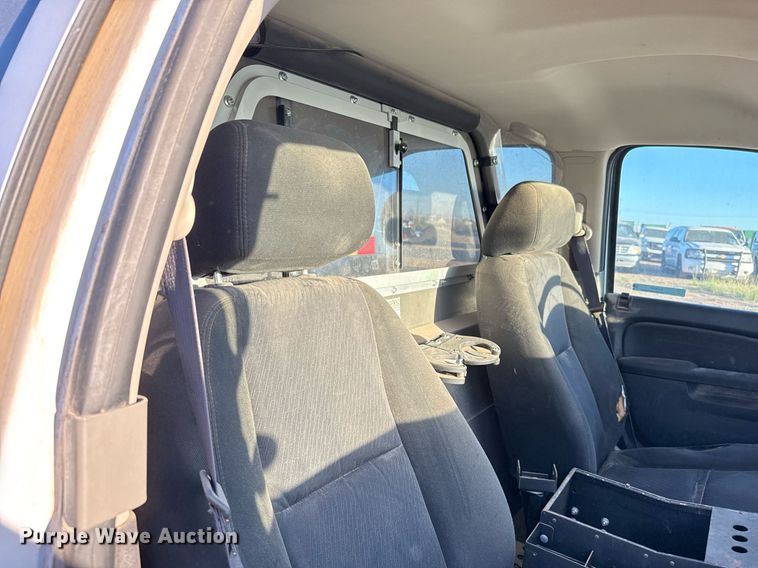 image for item EJ3050 2013 Chevrolet  Tahoe Police SUV