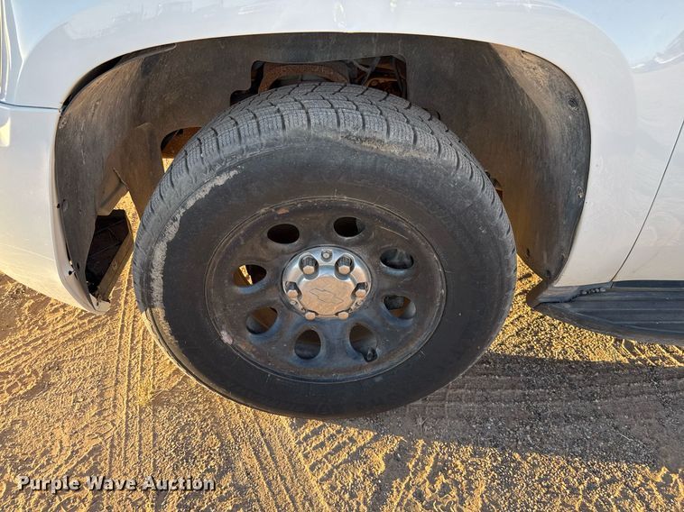 image for item EJ3050 2013 Chevrolet  Tahoe Police SUV