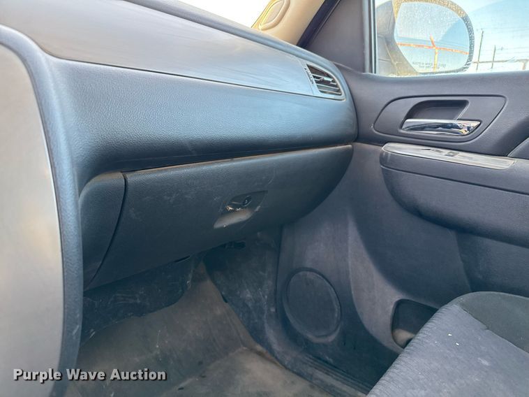 image for item EJ3051 2013 Chevrolet  Tahoe Police SUV