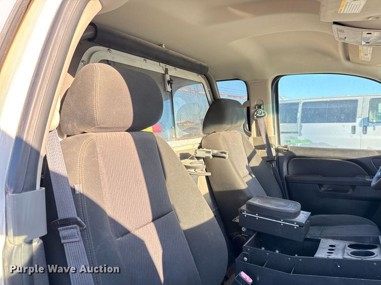 image for item EJ3051 2013 Chevrolet  Tahoe Police SUV