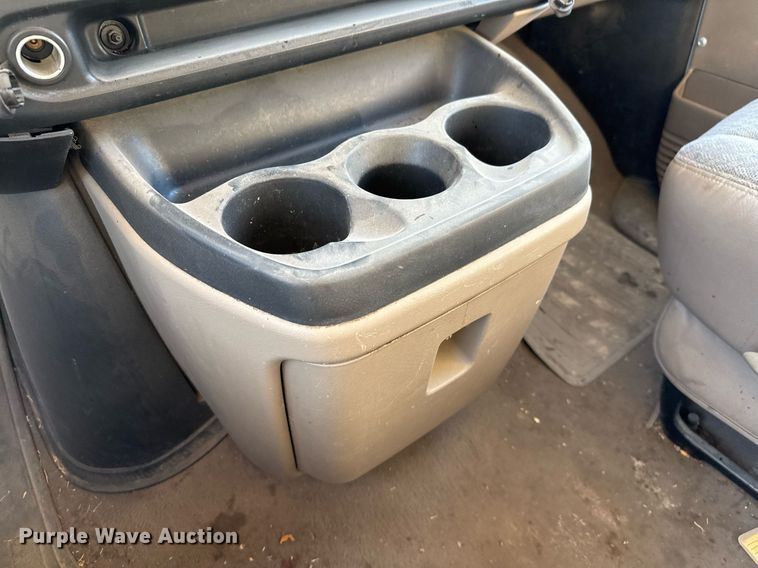 image for item EJ3053 2007 Chevrolet  Express 3500 van