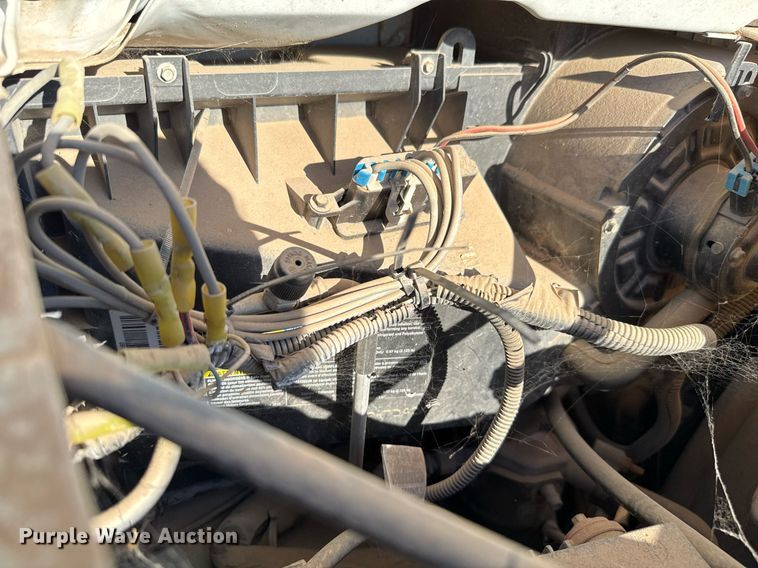 image for item EJ3053 2007 Chevrolet  Express 3500 van