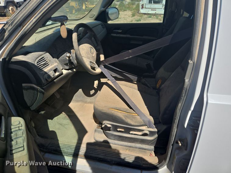 image for item EJ3056 2013 Chevrolet Tahoe Police SUV