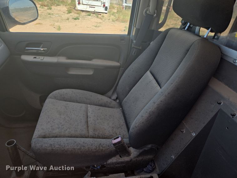 image for item EJ3056 2013 Chevrolet Tahoe Police SUV