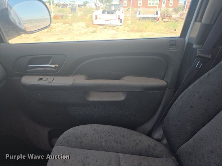 image for item EJ3056 2013 Chevrolet Tahoe Police SUV