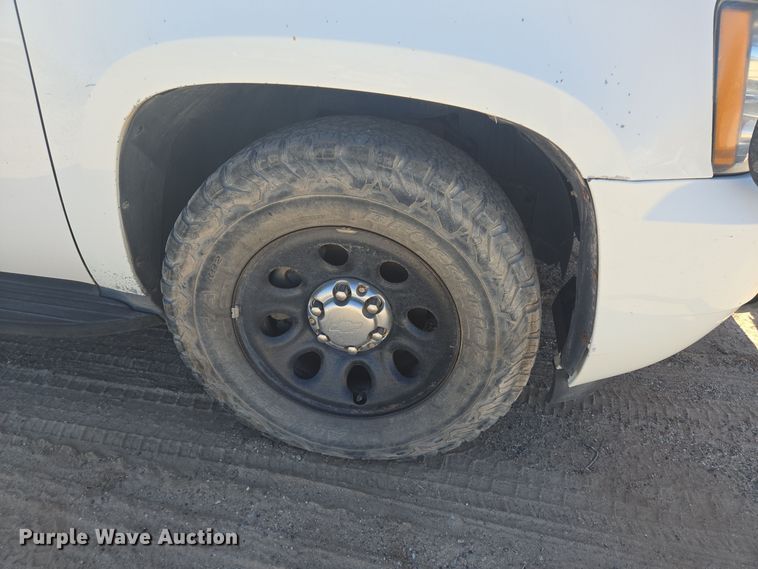 image for item EJ3056 2013 Chevrolet Tahoe Police SUV