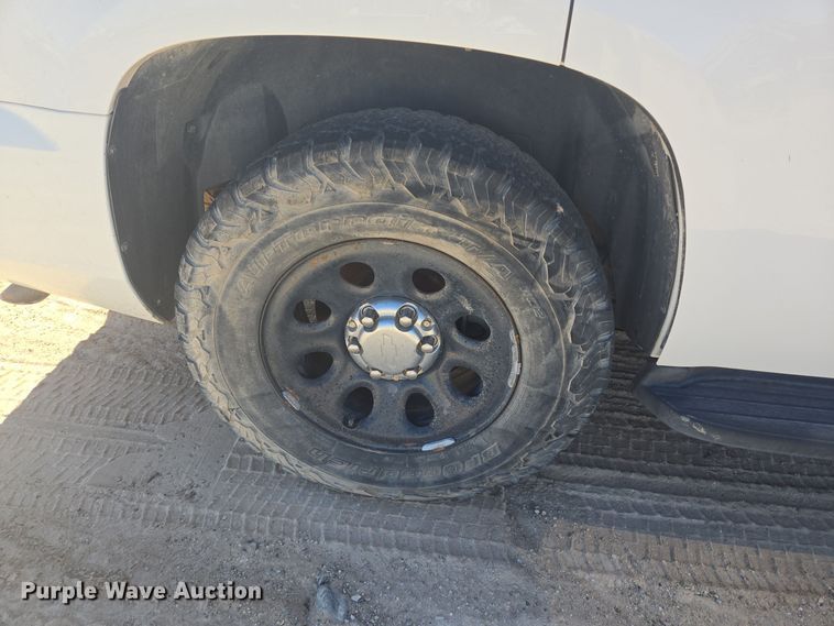 image for item EJ3056 2013 Chevrolet Tahoe Police SUV