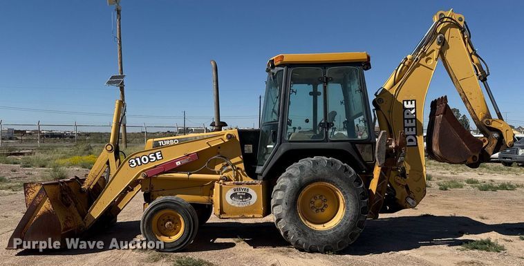 image for item EJ3057 1998 John Deere  310SE backhoe