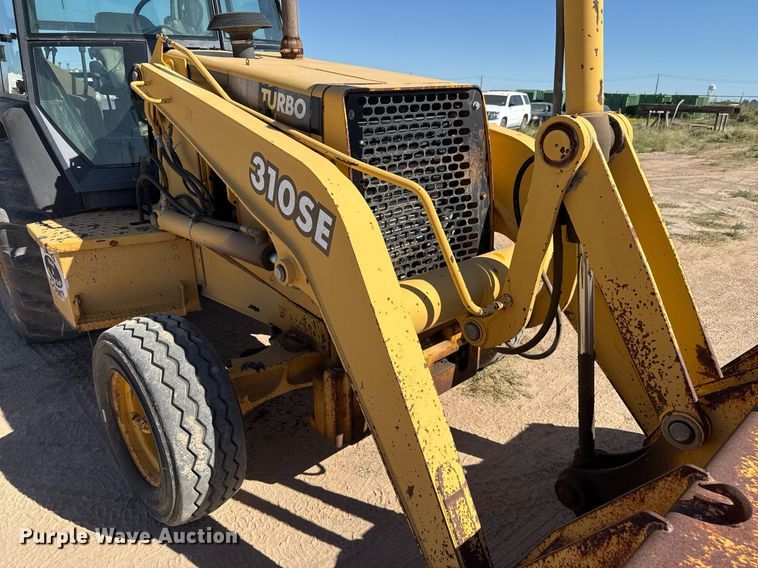 image for item EJ3057 1998 John Deere  310SE backhoe