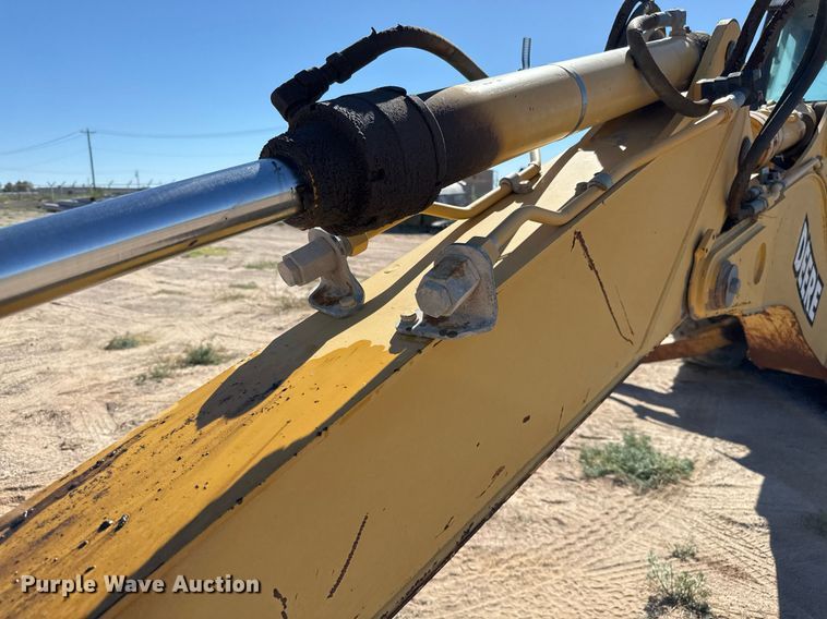 image for item EJ3057 1998 John Deere  310SE backhoe