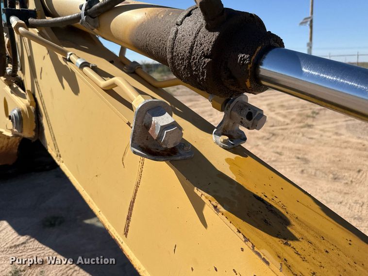 image for item EJ3057 1998 John Deere  310SE backhoe