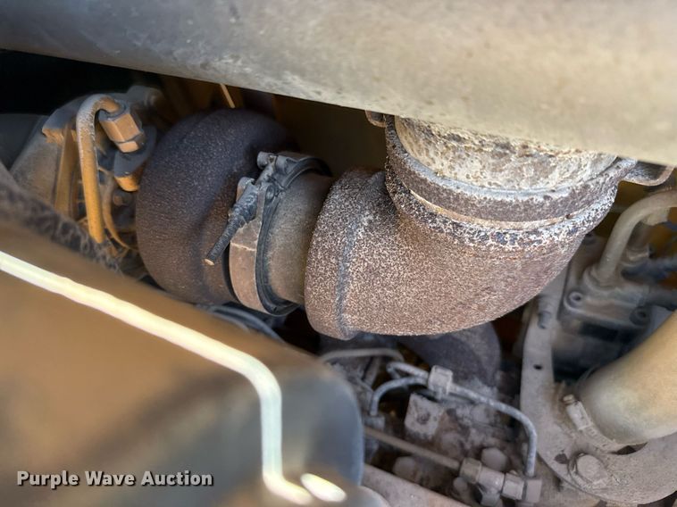 image for item EJ3057 1998 John Deere  310SE backhoe