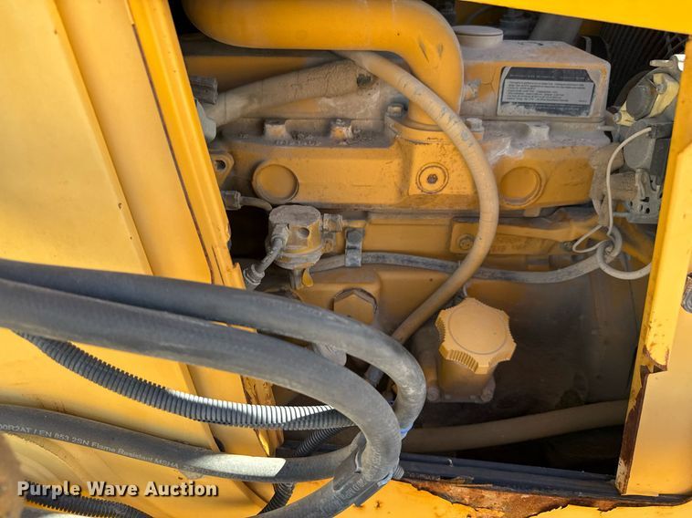 image for item EJ3057 1998 John Deere  310SE backhoe