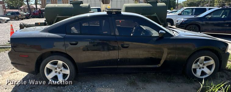 image for item EJ4862 2011 Dodge Charger  Police