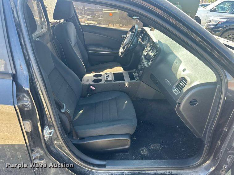 image for item EJ4862 2011 Dodge Charger  Police