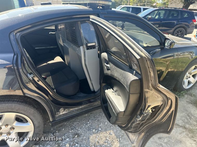 image for item EJ4862 2011 Dodge Charger  Police