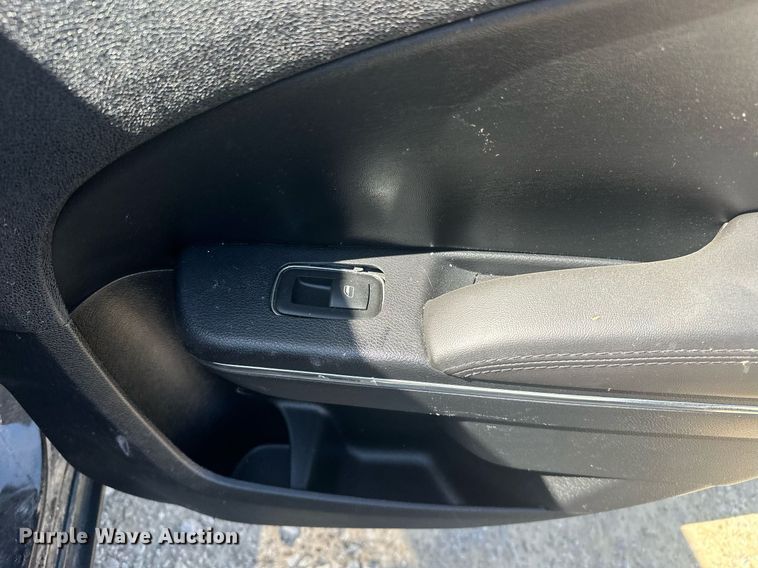 image for item EJ4862 2011 Dodge Charger  Police