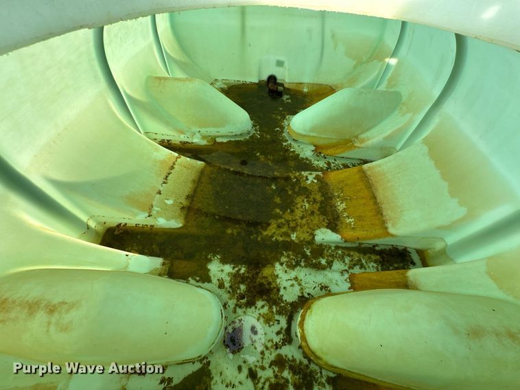 image for item EK0018 1972 AM General M818 brush fire truck