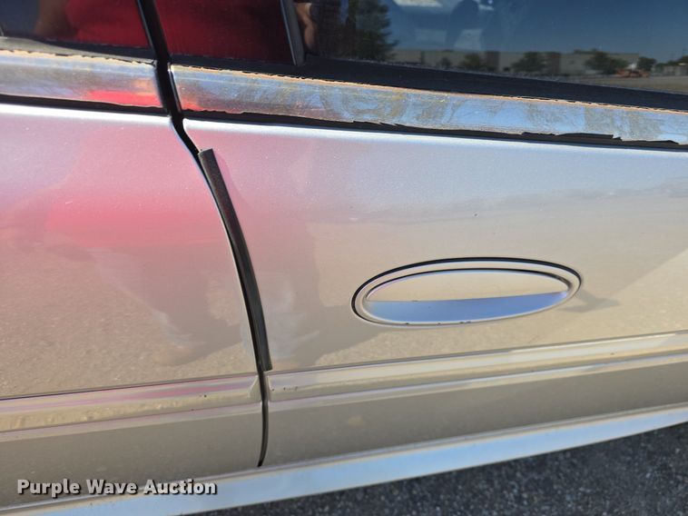 image for item EK2132 2006 Pontiac  Grand Prix GT 