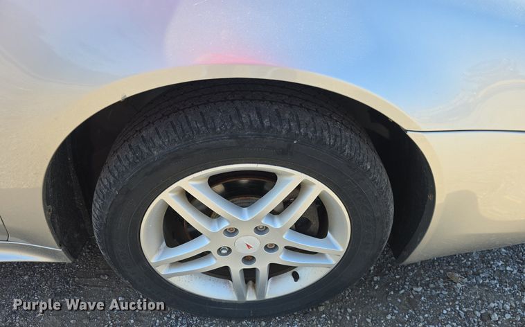 image for item EK2132 2006 Pontiac  Grand Prix GT 