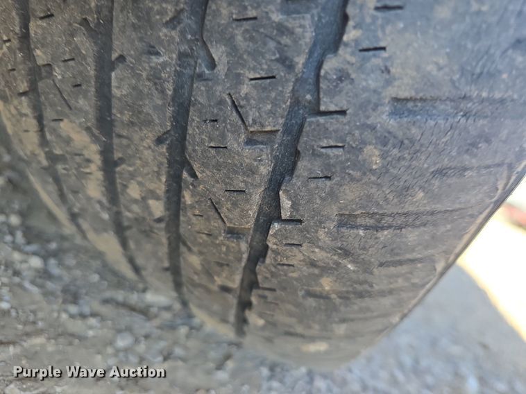 image for item EK2132 2006 Pontiac  Grand Prix GT 