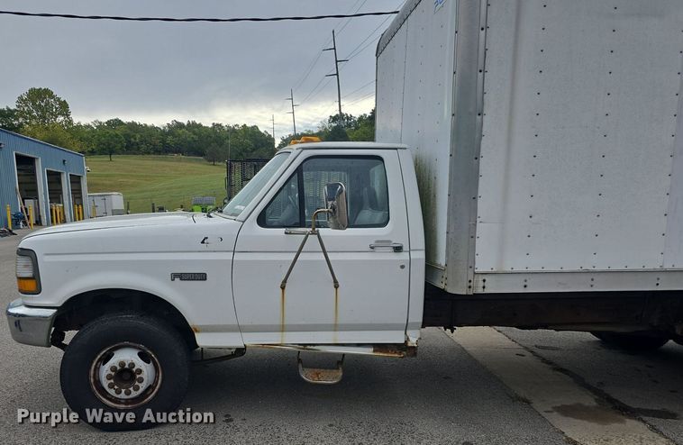 image for item EK2194 1997 Ford F450 Super Duty  box truck
