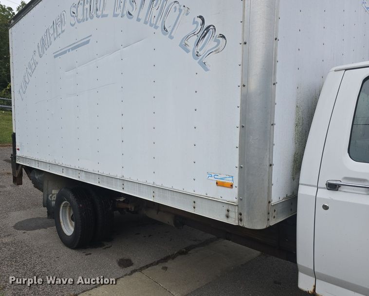 image for item EK2194 1997 Ford F450 Super Duty  box truck