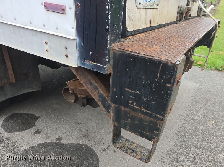 image for item EK2194 1997 Ford F450 Super Duty  box truck