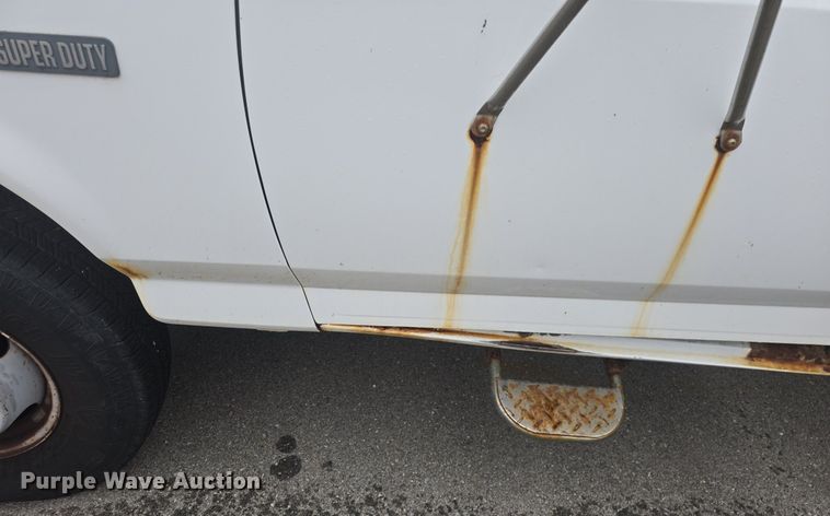 image for item EK2194 1997 Ford F450 Super Duty  box truck